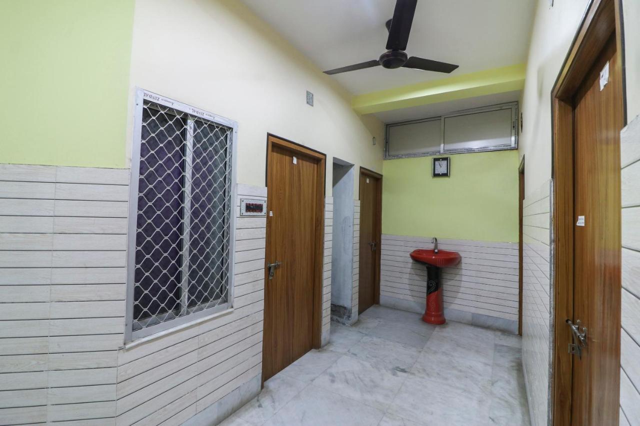 Spot On 49584 Asmi Hotel Hugli-Chinsurah Exterior foto
