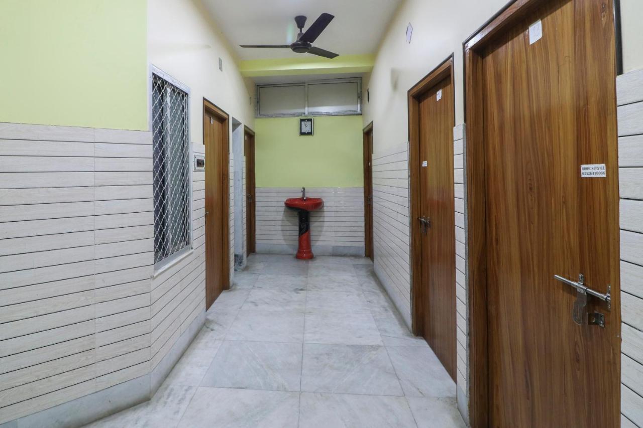 Spot On 49584 Asmi Hotel Hugli-Chinsurah Exterior foto
